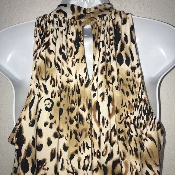 2/$20 Essentials Animal Leopard Print Sleeveless Top M - Picture 7 of 7